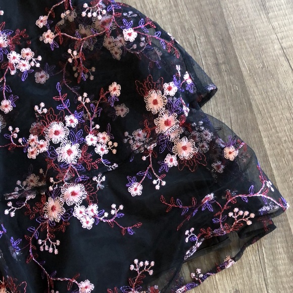 Parker Luana Black Floral Embroidered Halter Mini Dress 2 NEW - Picture 5 of 11